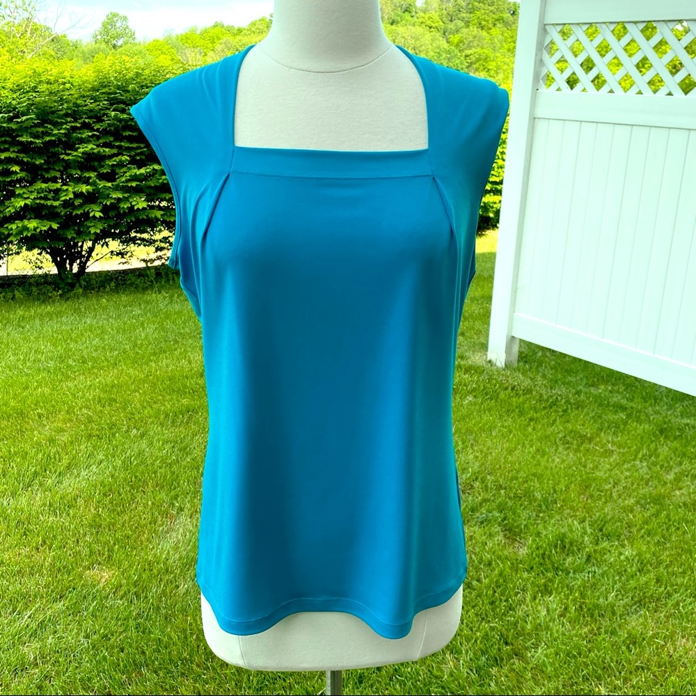 Women’s Cap-Sleeve Square-Neck Top in Teal